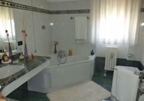 2 BathroomsBathrooms,Appartamento,In Vendita,1149