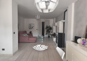 6 Stanza Stanze,3 BagnoBathrooms,Villetta,In Vendita,0,897284